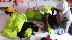 Proses Unpacking Kain Mentah